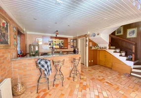 Foto 1 de Casa com 3 Quartos à venda, 450m² em Vila Suzana, Canela