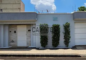 Foto 1 de Casa com 3 Quartos à venda, 188m² em Jardim América, Uberlândia