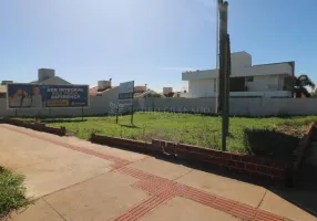 Foto 1 de Lote/Terreno para alugar, 437m² em Jardim Iguaçu, Maringá