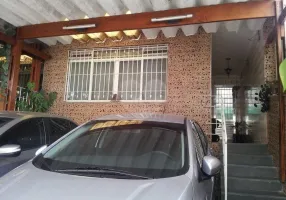 Foto 1 de Sobrado com 3 Quartos à venda, 130m² em Horto Florestal, São Paulo