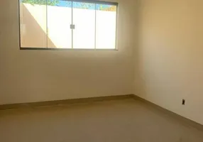 Foto 1 de Casa de Condomínio com 2 Quartos à venda, 100m² em Vila Santo Antonio, São Roque