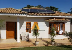 Foto 1 de Casa com 3 Quartos à venda, 176m² em Centro, Aracoiaba da Serra