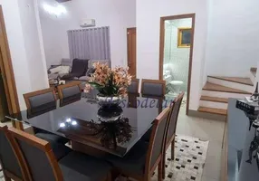 Foto 1 de Casa com 3 Quartos à venda, 186m² em Jardim Ana Estela, Carapicuíba