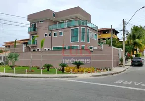 Foto 1 de Casa com 4 Quartos à venda, 400m² em Camboinhas, Niterói