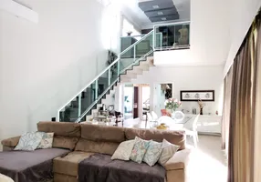 Foto 1 de Casa de Condomínio com 3 Quartos à venda, 300m² em Residencial Villaggio II, Bauru