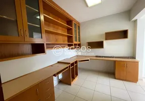 Foto 1 de Cobertura com 4 Quartos à venda, 304m² em Santa Mônica, Uberlândia