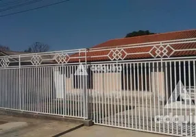 Foto 1 de Casa com 3 Quartos à venda, 200m² em Uvaranas, Ponta Grossa