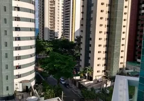 Foto 1 de Apartamento com 3 Quartos à venda, 72m² em Boa Viagem, Recife
