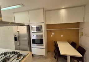 Foto 1 de Apartamento com 3 Quartos à venda, 130m² em Vila Romana, São Paulo