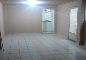 Foto 1 de Casa com 1 Quarto para alugar, 100m² em Vila Clarice, São Paulo