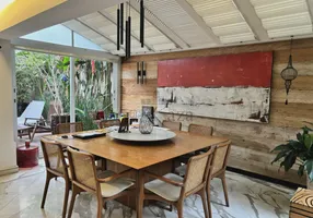 Foto 1 de Casa de Condomínio com 3 Quartos à venda, 600m² em Jardim Silvia, São Paulo