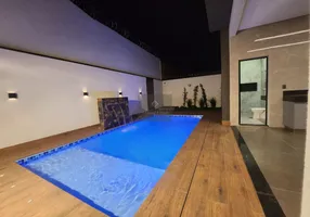 Foto 1 de Casa com 3 Quartos à venda, 180m² em Jardim Inconfidência, Uberlândia