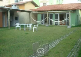 Foto 1 de Casa com 2 Quartos para alugar, 80m² em Praia dos Amores, Balneário Camboriú