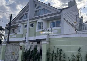 Casas à venda na Rua Eduardo Couture em Curitiba