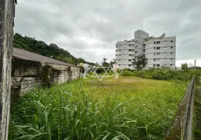 Foto 1 de Lote/Terreno à venda, 405m² em Cocanha, Caraguatatuba