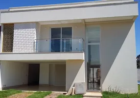 Foto 1 de Casa de Condomínio com 4 Quartos à venda, 203m² em Santa Genoveva, Goiânia