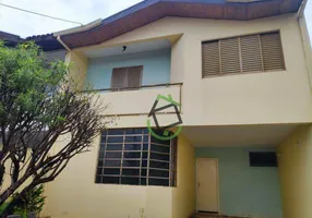 Foto 1 de Casa com 3 Quartos para alugar, 180m² em Jardim Martinez, Araraquara