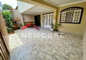 Foto 1 de Casa com 4 Quartos à venda, 300m² em Carajás, Contagem