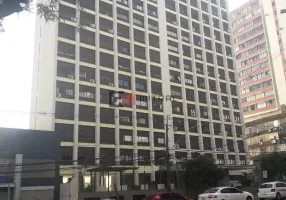 Foto 1 de Apartamento com 4 Quartos à venda, 240m² em Centro, Londrina