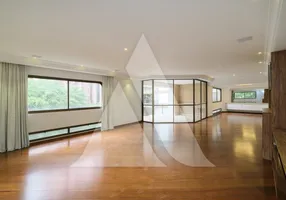 Foto 1 de Apartamento com 4 Quartos para alugar, 250m² em Itaim Bibi, São Paulo