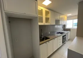 Foto 1 de Apartamento com 2 Quartos para alugar, 68m² em Centro, Camboriú