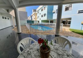 Apartamento com 2 Quartos para alugar, 65m² em Bombas, Bombinhas - imagem 1 Foto 1 de Apartamento com 2 Quartos para alugar, 65m² em Bombas, Bombinhas