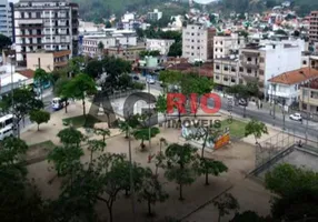 Foto 1 de Lote/Terreno à venda, 900m² em  Vila Valqueire, Rio de Janeiro