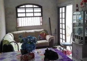 Foto 1 de Casa com 2 Quartos à venda, 130m² em Feital, Pindamonhangaba