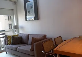 Foto 1 de Apartamento com 1 Quarto para alugar, 70m² em Vila Uberabinha, São Paulo