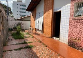 Foto 1 de Casa com 5 Quartos à venda, 300m² em Nova Granada, Belo Horizonte