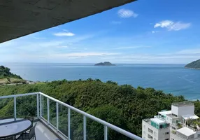 Foto 1 de Apartamento com 3 Quartos à venda, 146m² em Jardim Las Palmas, Guarujá