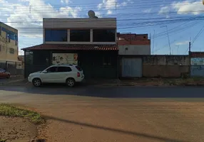 Foto 1 de Sobrado com 7 Quartos à venda, 260m² em Santa Maria, Brasília