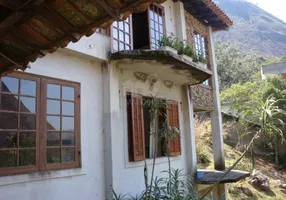 Foto 1 de Casa com 4 Quartos à venda, 10m² em Retiro, Petrópolis