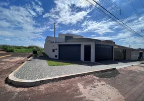 Foto 1 de Casa com 3 Quartos à venda, 125m² em Residencial Canaa, Rio Verde