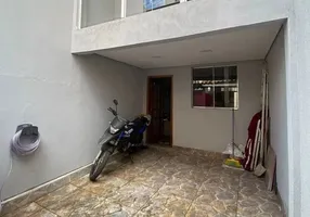 Foto 1 de Casa com 2 Quartos à venda, 95m² em Juliana, Belo Horizonte