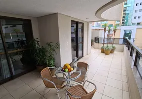 Foto 1 de Apartamento com 3 Quartos à venda, 190m² em Centro, Balneário Camboriú