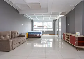 Foto 1 de Apartamento com 1 Quarto para alugar, 40m² em Menino Deus, Porto Alegre