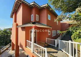 Foto 1 de Casa de Condomínio com 4 Quartos à venda, 349m² em Serra da Cantareira, Mairiporã