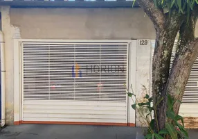 Foto 1 de Sobrado com 3 Quartos à venda, 170m² em Cidade Sao Jorge, Santo André
