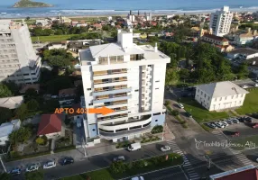 Foto 1 de Apartamento com 3 Quartos à venda, 104m² em Centro, Imbituba