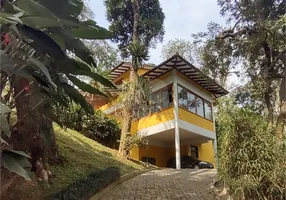 Foto 1 de Casa de Condomínio com 3 Quartos à venda, 400m² em Condomínio Iolanda, Taboão da Serra
