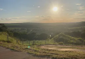 Foto 1 de Lote/Terreno à venda, 250m² em , São Carlos