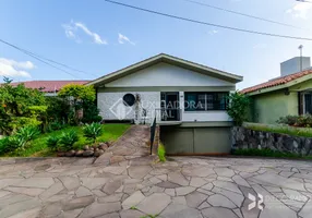 Foto 1 de Casa com 3 Quartos à venda, 284m² em Vila Assunção, Porto Alegre