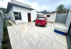 Foto 1 de Casa com 2 Quartos à venda, 64m² em Massaguaçu, Caraguatatuba