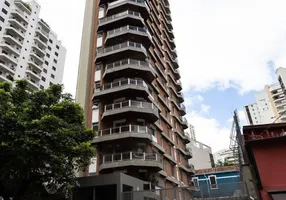 Foto 1 de Apartamento com 3 Quartos para alugar, 195m² em Santa Cecília, São Paulo