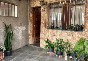 Foto 1 de Casa com 2 Quartos à venda, 125m² em Vila Moreira, São Paulo