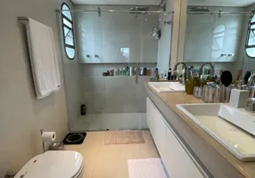 Foto 1 de Apartamento com 4 Quartos à venda, 220m² em Brooklin, São Paulo