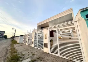 Foto 1 de Casa com 3 Quartos para alugar, 90m² em Itacolomi, Balneário Piçarras