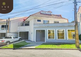 Foto 1 de Casa de Condomínio com 3 Quartos à venda, 370m² em Santo Inácio, Curitiba