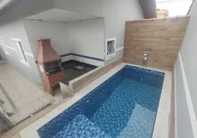 Foto 1 de Casa com 2 Quartos à venda, 62m² em Agenor de Campos, Mongaguá
